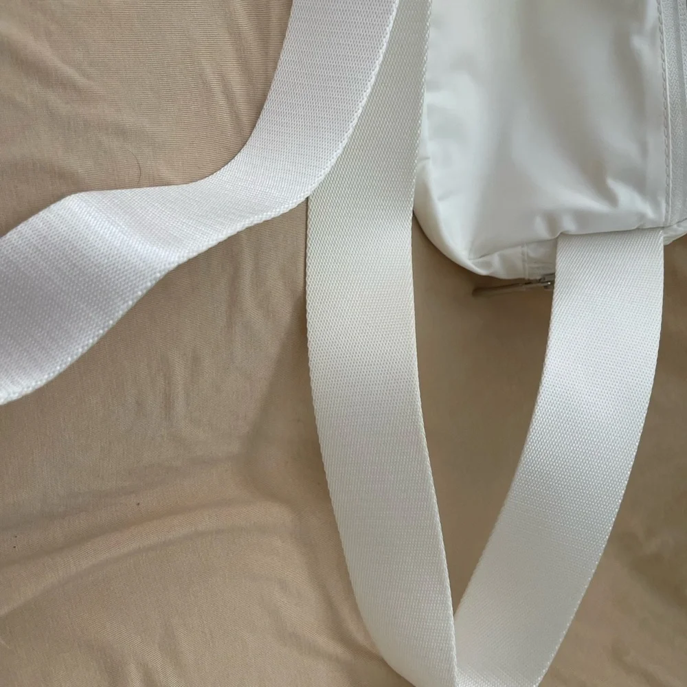 Lululemon Belt Bag - Picture 6 of 10